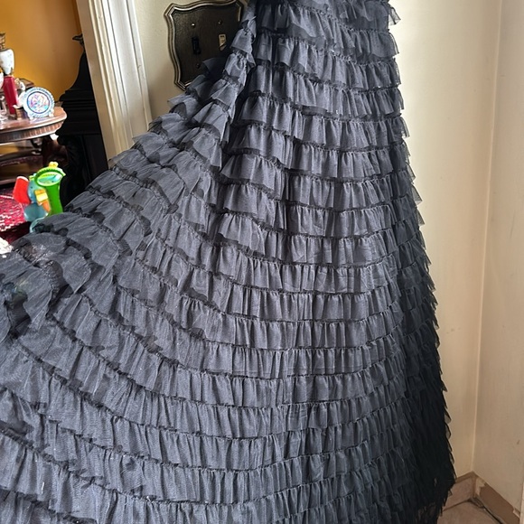 Dress Prom - Picture 2 of 7